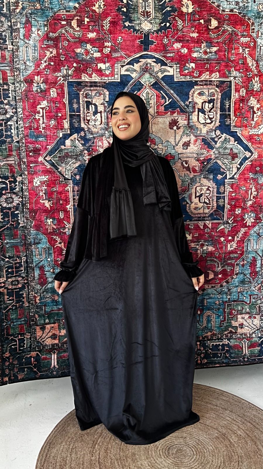 pleated velvet abaya