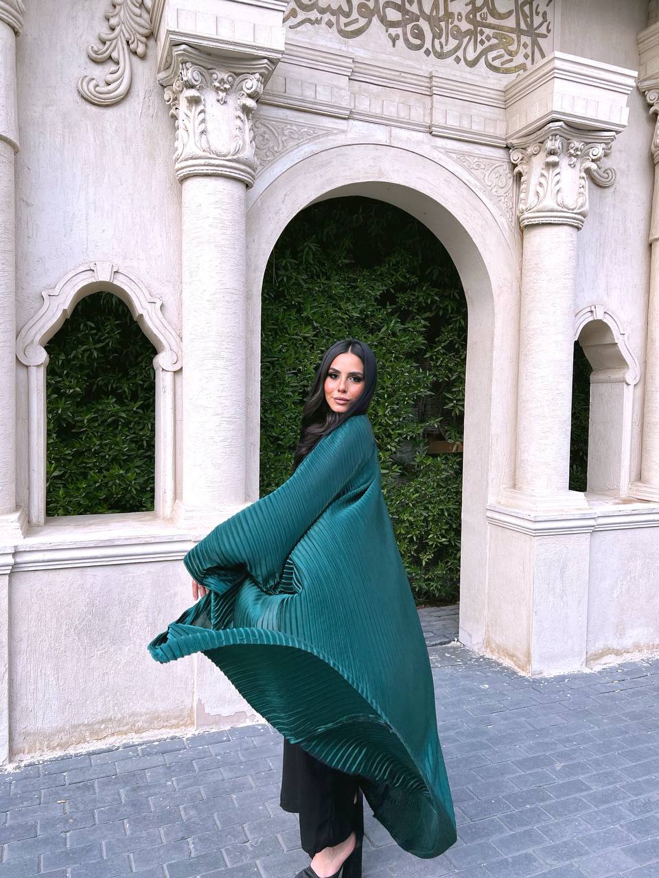 Satin Plissé kaftan Green