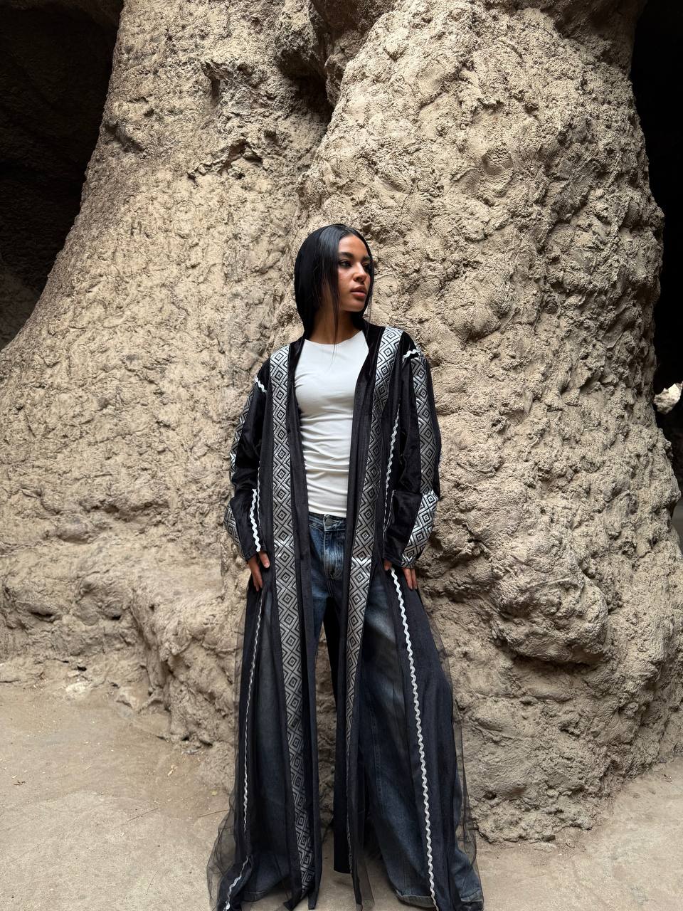 Velvet kaftan in a hill