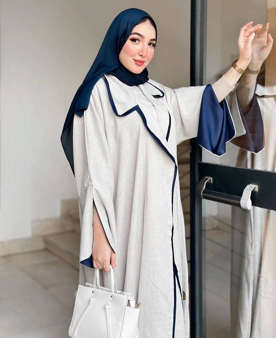 Linen kaftan with veil