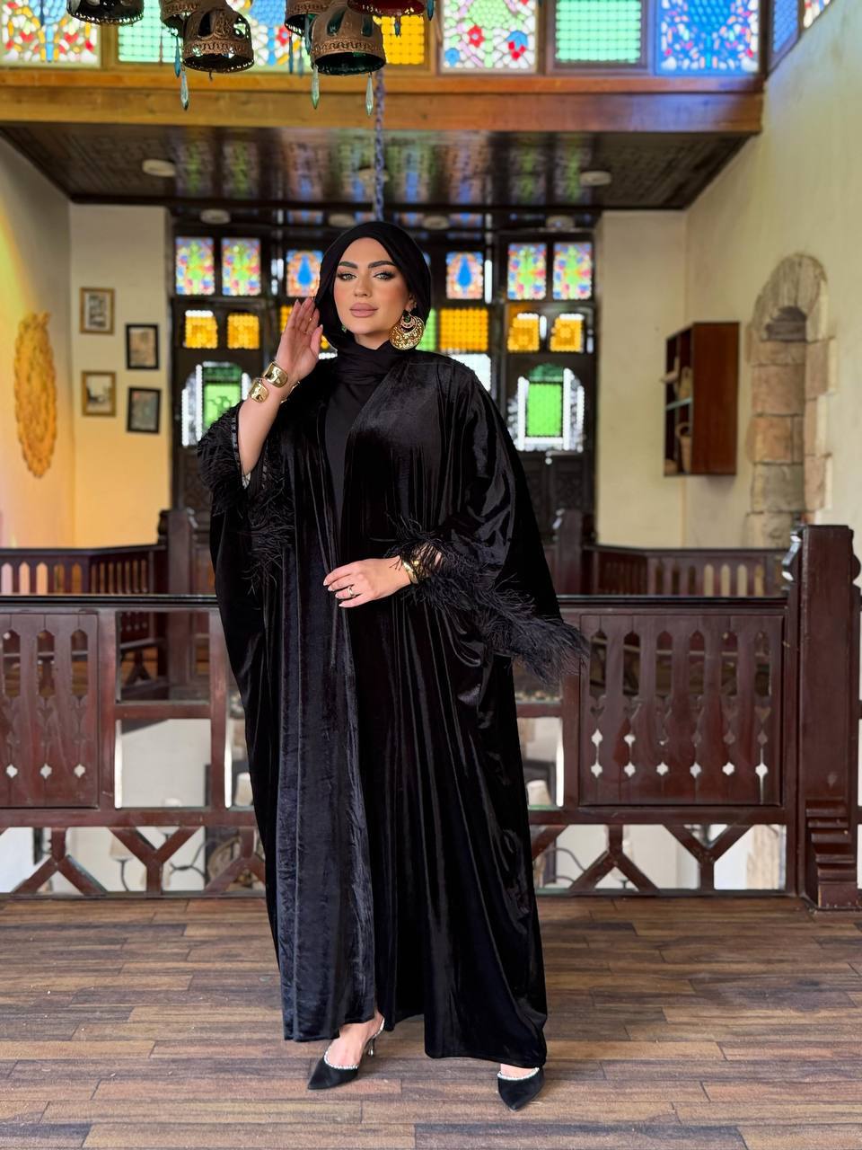 Velvet kaftan with feathers